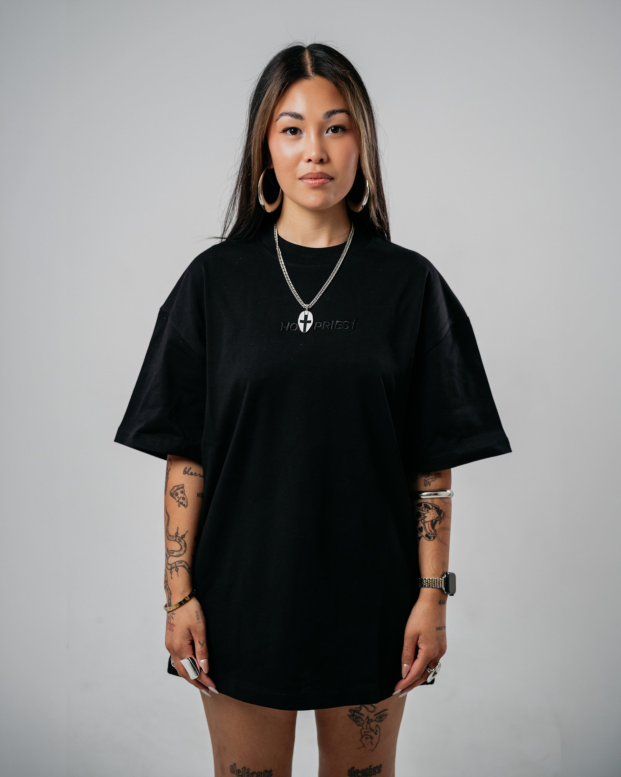 HOLY PRIEST - Signature Tee Black