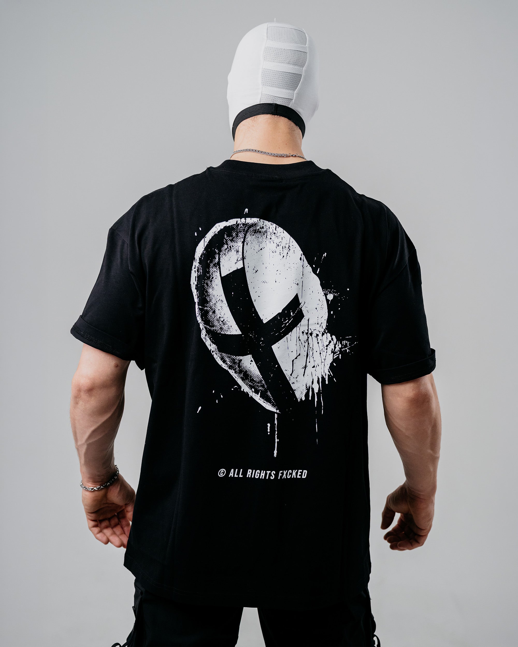HOLY PRIEST - Signature Tee Black