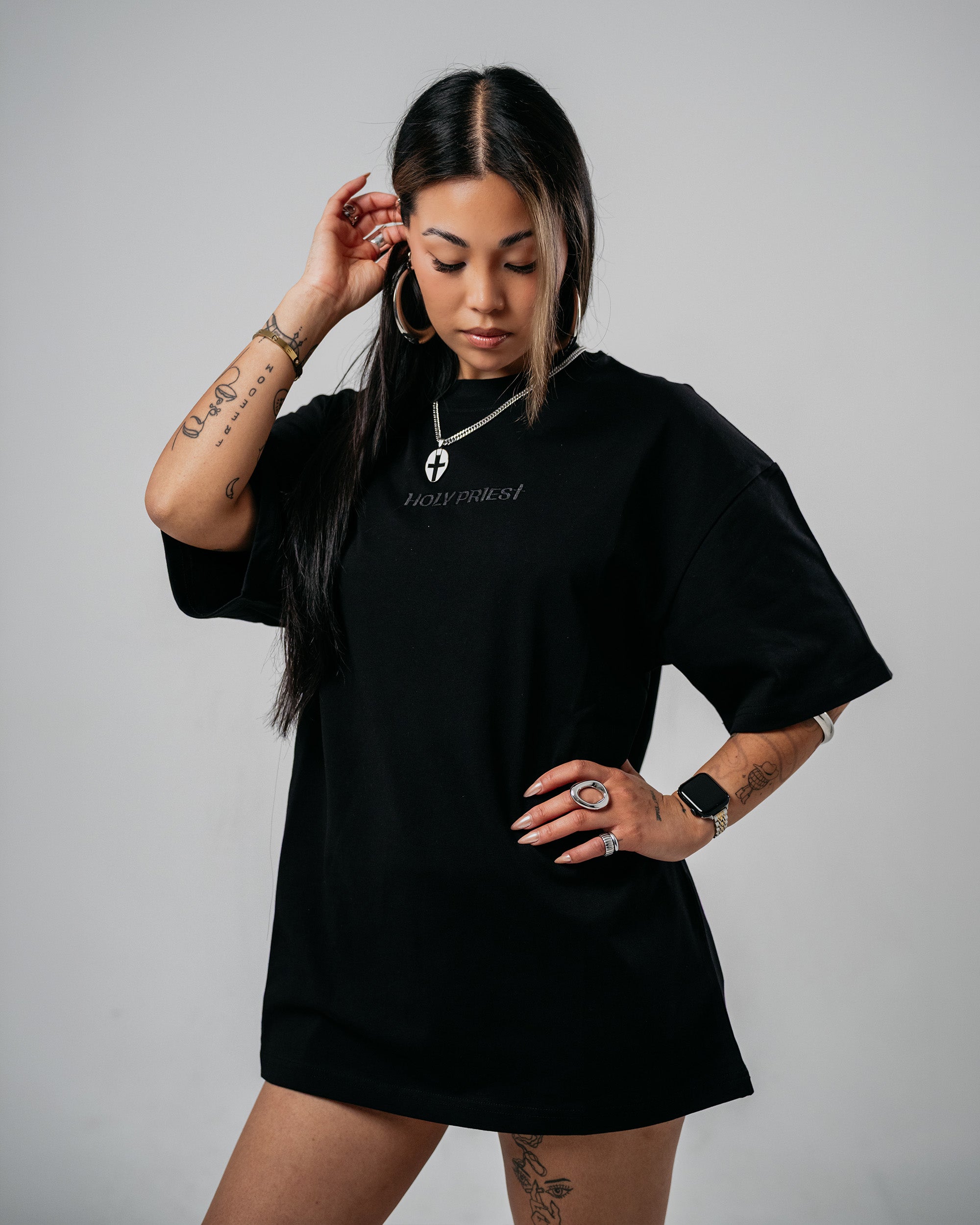 HOLY PRIEST - Signature Tee Black